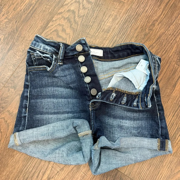KanCan Kurvy Ultra High Rise Button Up Dark Wash Denim Jean Shorts Womens Sz 23 - Picture 3 of 6